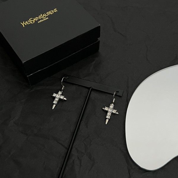 Jewelry yves saint laurent 33