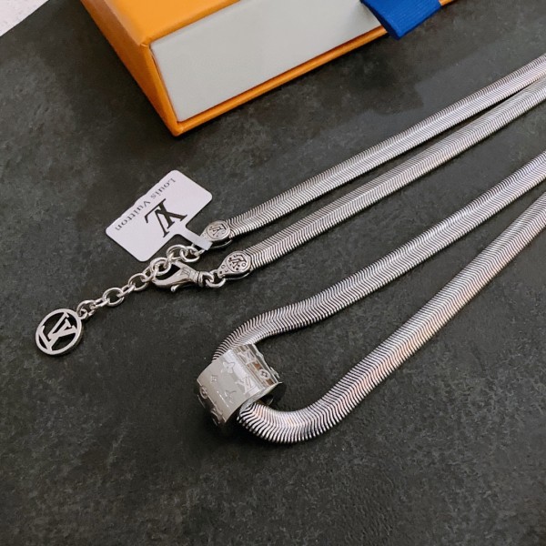 Jewelry Louis Vuitton 27