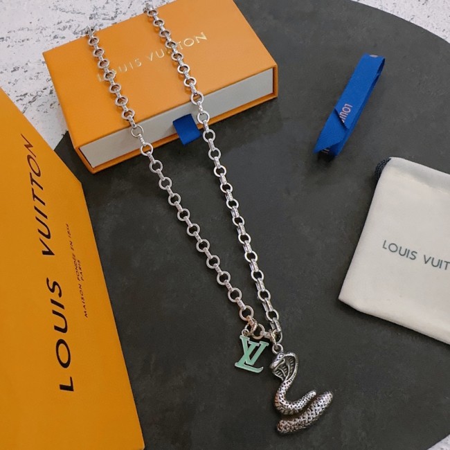 Jewelry Louis Vuitton 44