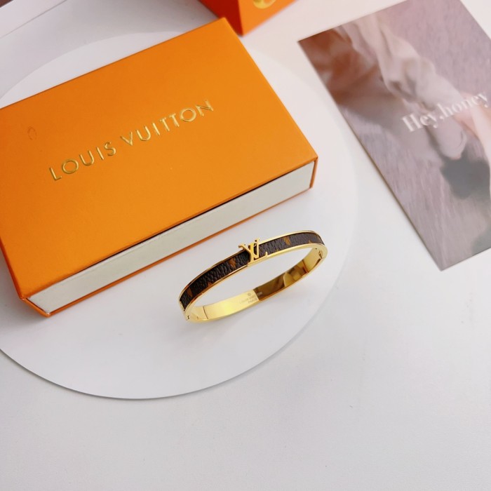 Jewelry Louis Vuitton 32