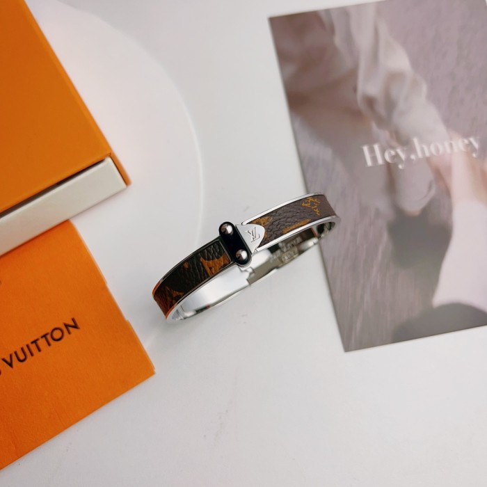 Jewelry Louis Vuitton 33