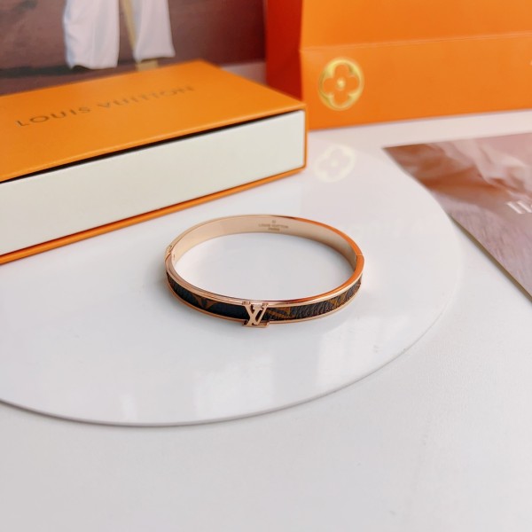 Jewelry Louis Vuitton 30