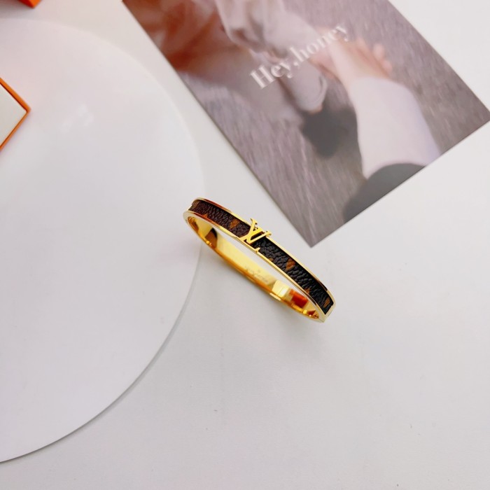 Jewelry Louis Vuitton 32