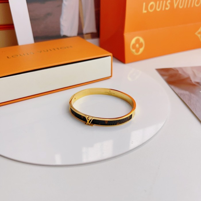 Jewelry Louis Vuitton 32