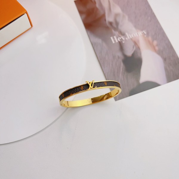 Jewelry Louis Vuitton 32