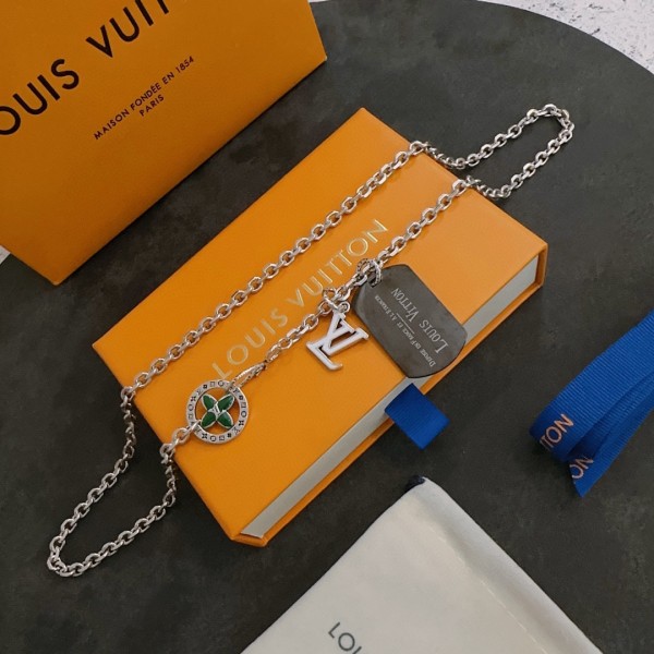 Jewelry Louis Vuitton 42