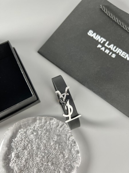 Jewelry yves saint laurent 37