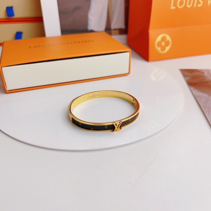 Jewelry Louis Vuitton 32