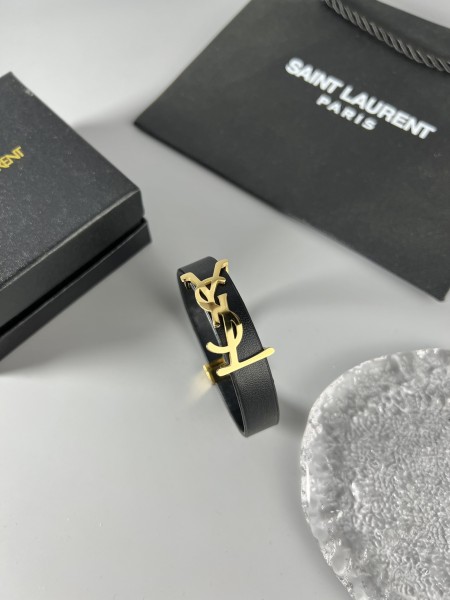 Jewelry yves saint laurent 37