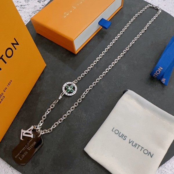 Jewelry Louis Vuitton 42