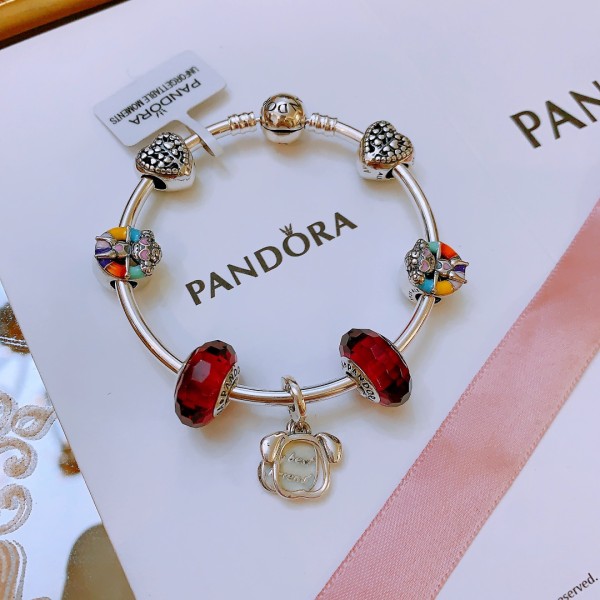 Jewelry pandora 42