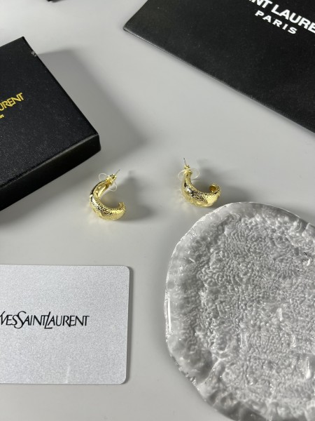 Jewelry yves saint laurent 37