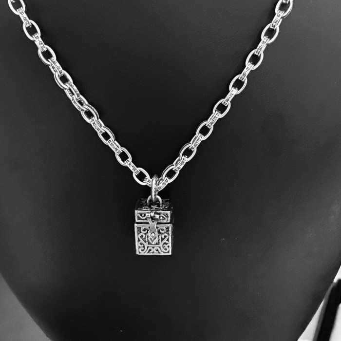 Jewelry chrome hearts 88