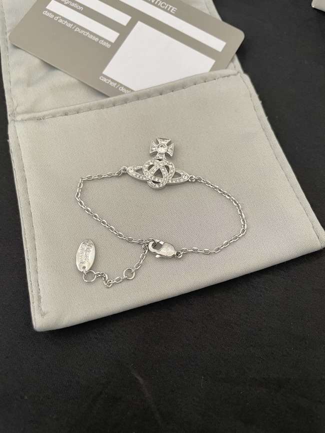 Jewelry vivienne westwood 19