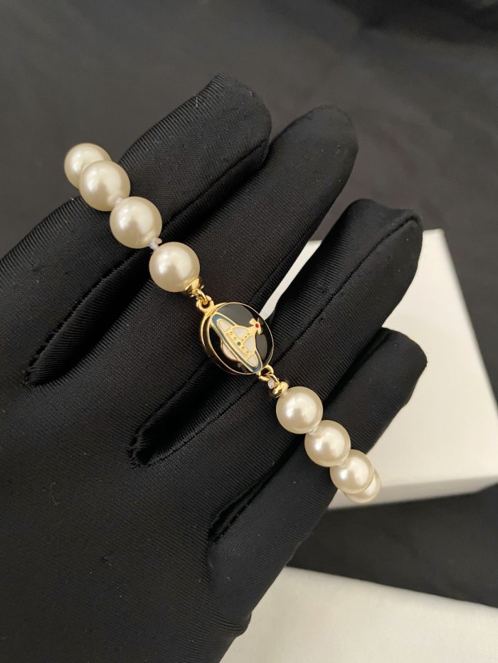 Jewelry vivienne westwood 17