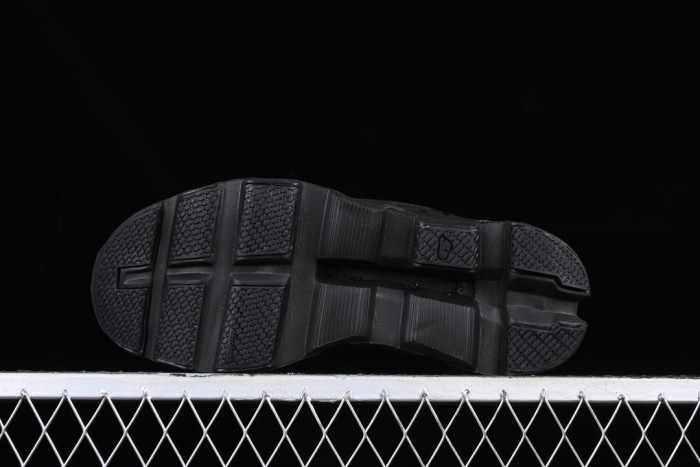 On Running Cloudmonster All Black