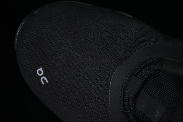 On Running Cloudmonster All Black