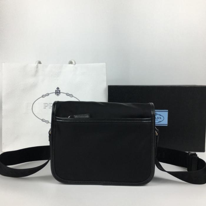 Handbag Prada 2VD034 size 22*16*8.5cm
