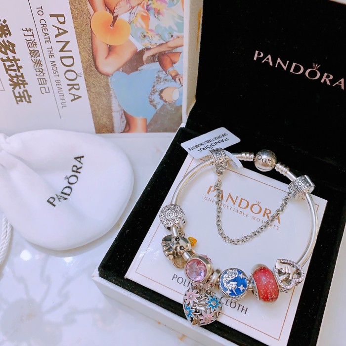 Jewelry pandora 77
