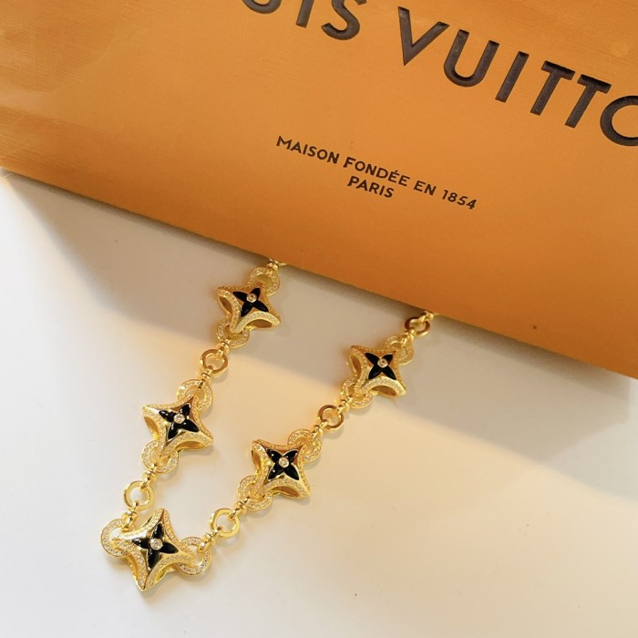Accessories Louis Vuitton 51