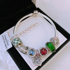 Jewelry pandora 84