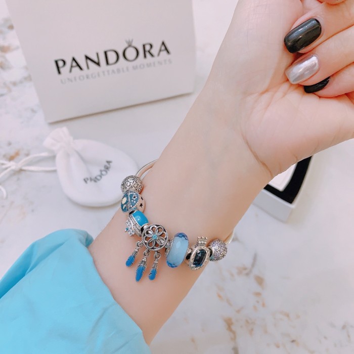 Jewelry pandora 81