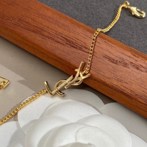 Jewelry yves saint laurent 46