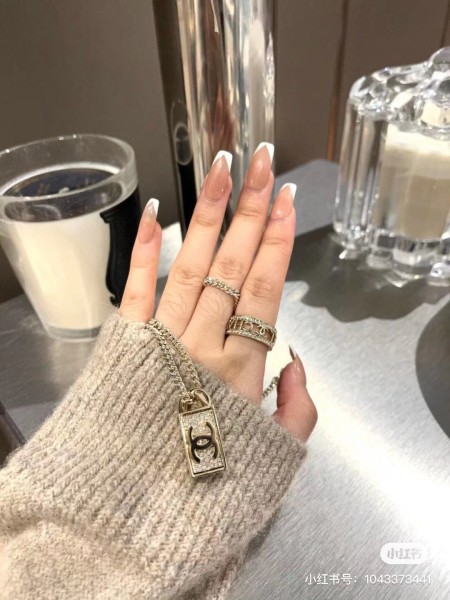Jewelry Chanel 410