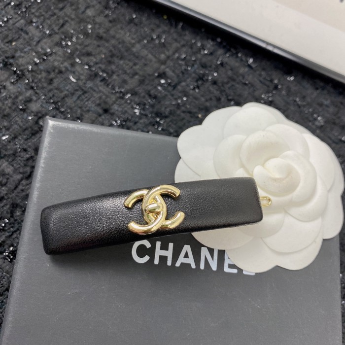 hairclip Chanel 1