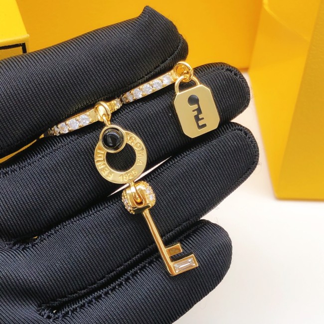 Jewelry FENDI 18
