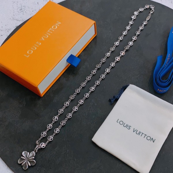 Jewelry Louis Vuitton 71