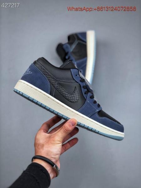 Jordan 1 Low Midnight Navy