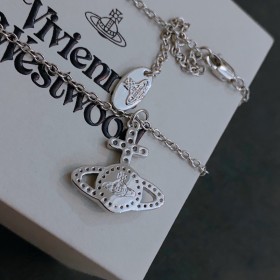 Jewelry vivienne westwood 32