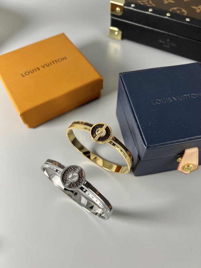 Jewelry Louis Vuitton 84