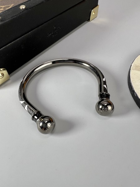 Jewelry Louis Vuitton 96