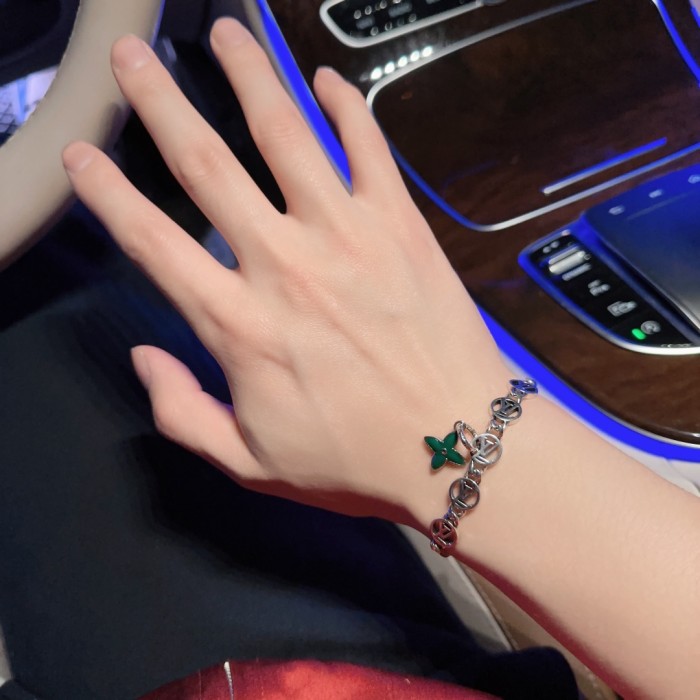 Jewelry Louis Vuitton 79