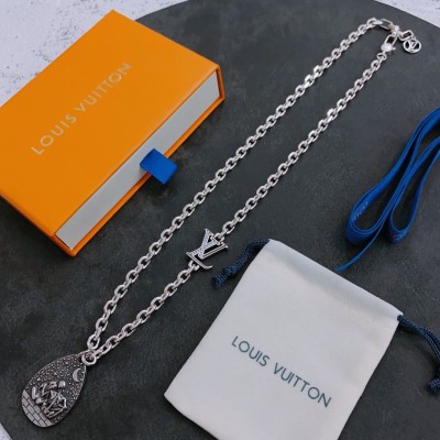 Jewelry Louis Vuitton 85