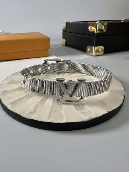 Jewelry Louis Vuitton 97