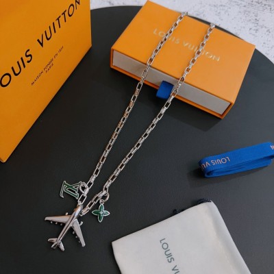 Jewelry Louis Vuitton 76