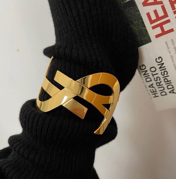 Jewelry yves saint laurent 61