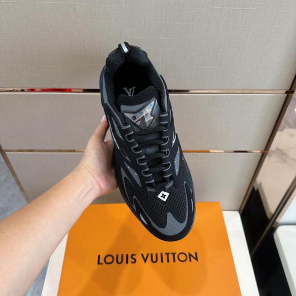 Louis Vuitton Runner Tatic Black