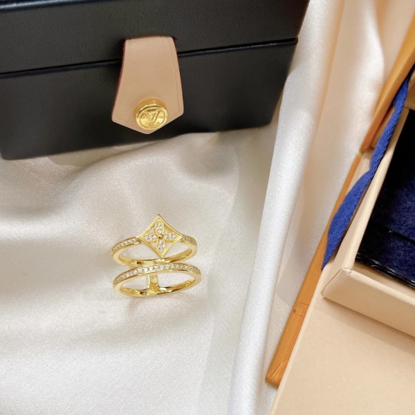 Jewelry Louis Vuitton 101