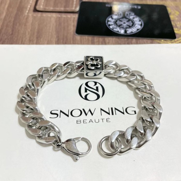 Jewelry chrome hearts 211