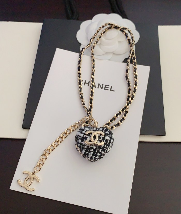 Jewelry Chanel 606