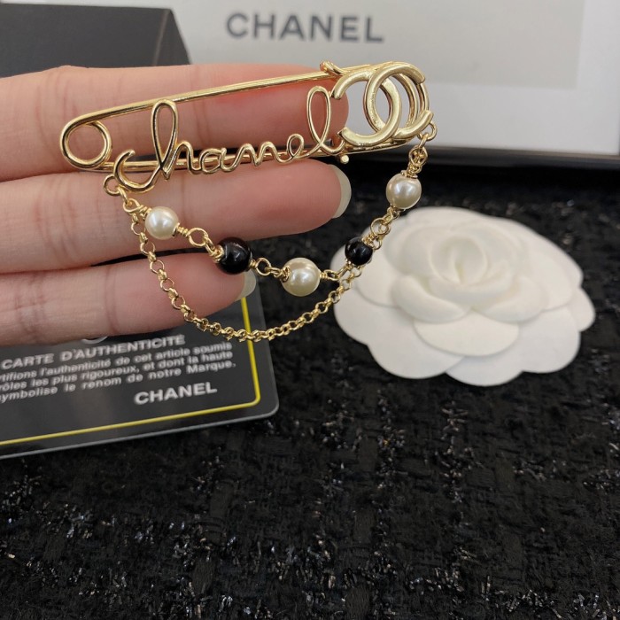 Jewelry Chanel 660