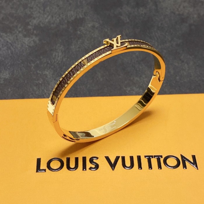 Jewelry Louis Vuitton 108