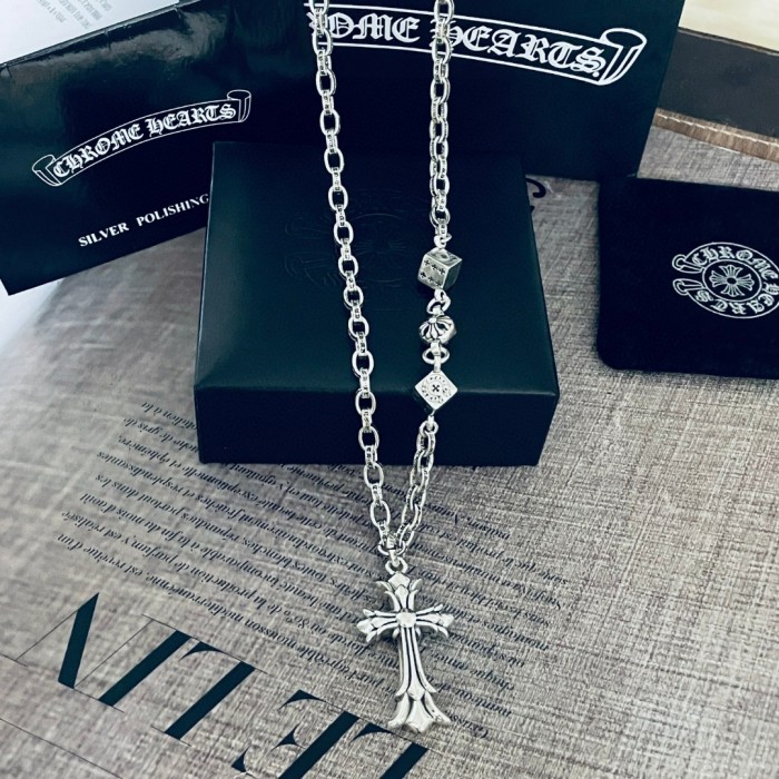 Jewelry chrome hearts 237