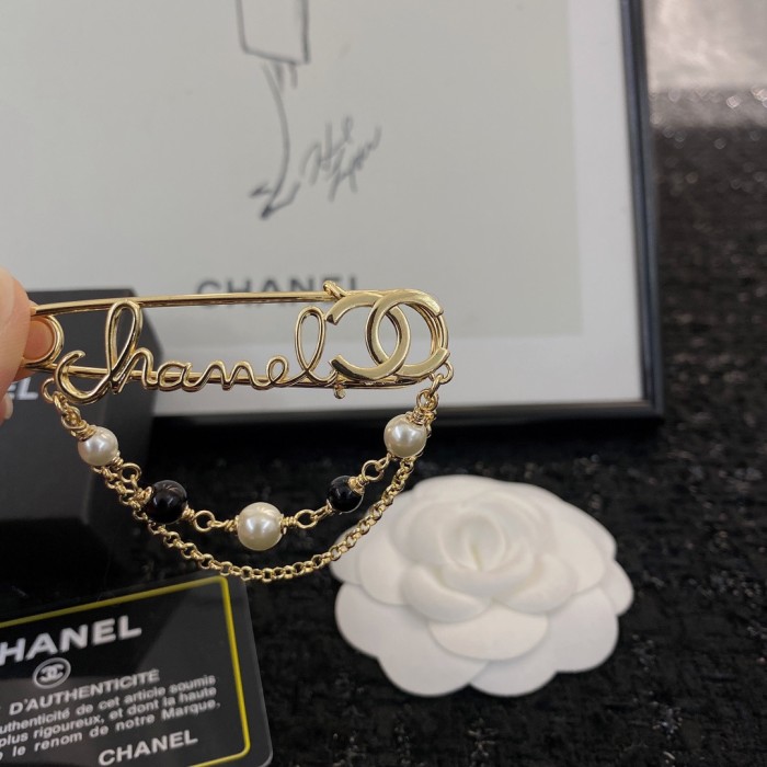 Jewelry Chanel 660
