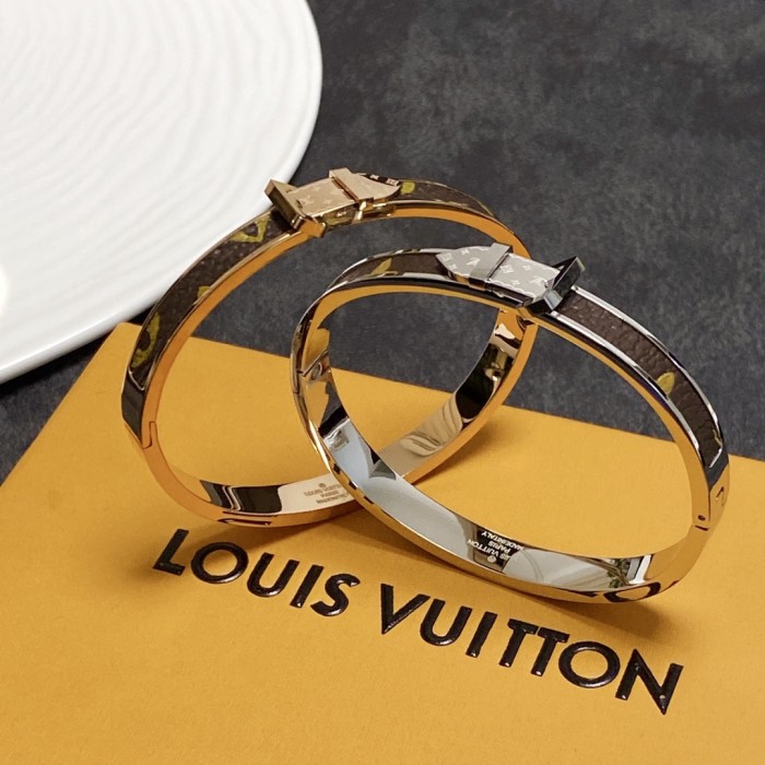 Jewelry Louis Vuitton 114