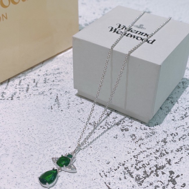 Jewelry vivienne westwood 40